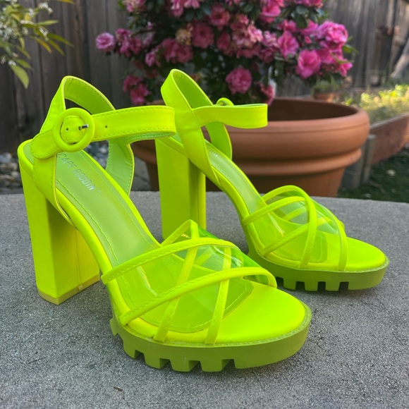 Cape Robbin Neon Yellow Platform Heels - Picture 1 of 3